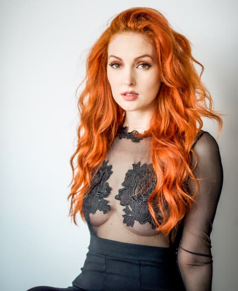 Nicole Simone
