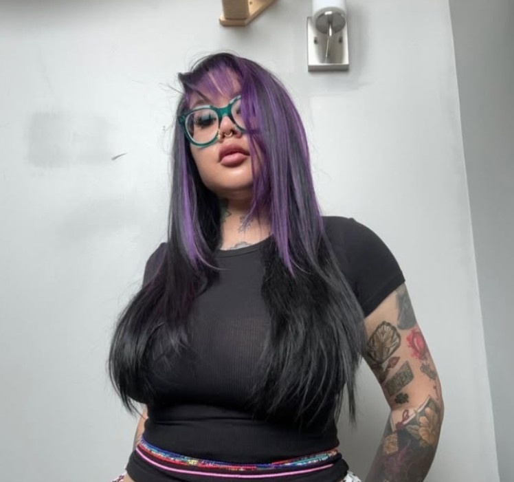 Angel R
